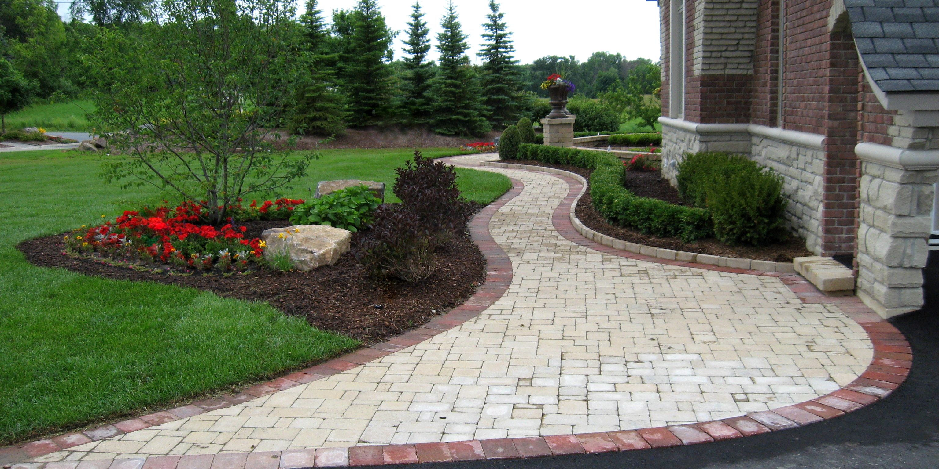 Macomb County Landscape Design | Trim Cut Landscaping